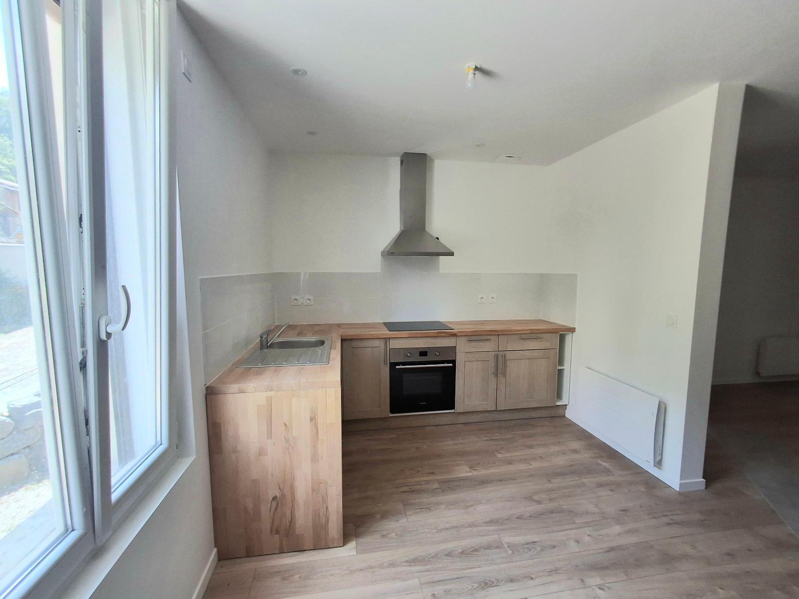 Appartement en Location à St-paul-en-cornillon / 3 pièces 47m2